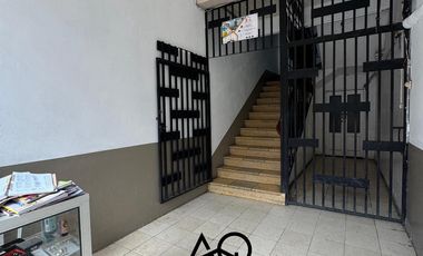 Casa rentera en venta en el centro de Loja