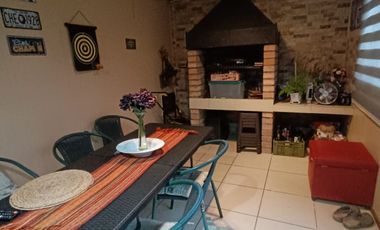 Impecable casa en condominio Los Robles