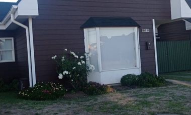 Impecable casa en condominio Los Robles