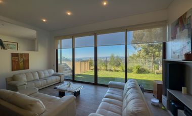Casa en condominio, Andalué · Venta UF 24.500