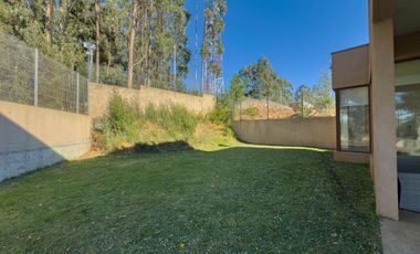 Casa en condominio, Andalué · Venta UF 24.500