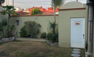 RENTO EN CUERNAVACA AMPLIA CASA, 4 RECÁMARAS. ZONA NORTE
