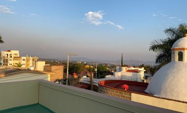 RENTO EN CUERNAVACA AMPLIA CASA, 4 RECÁMARAS. ZONA NORTE