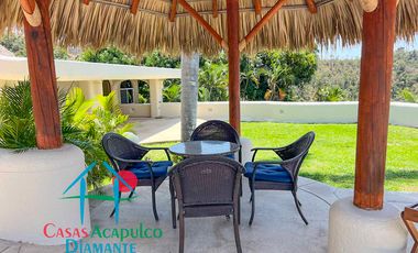 Villa de Lujo en renta vacacional, con Vista al Mar y Alberca Privada