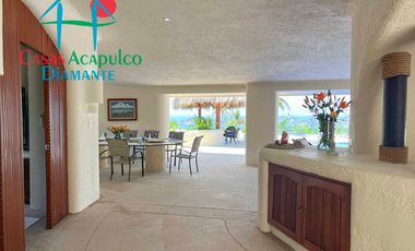 Villa de Lujo en renta vacacional, con Vista al Mar y Alberca Privada