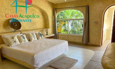 Villa de Lujo en renta vacacional, con Vista al Mar y Alberca Privada