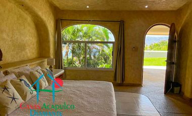 Villa de Lujo en renta vacacional, con Vista al Mar y Alberca Privada