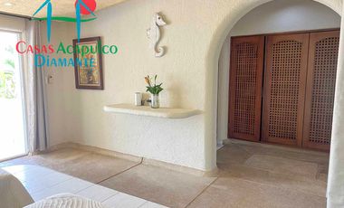 Villa de Lujo en renta vacacional, con Vista al Mar y Alberca Privada