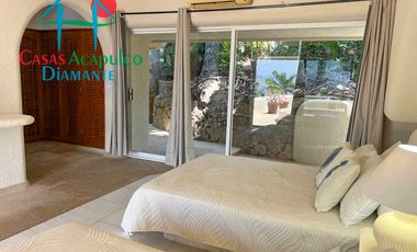 Villa de Lujo en renta vacacional, con Vista al Mar y Alberca Privada