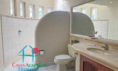 Villa de Lujo en renta vacacional, con Vista al Mar y Alberca Privada
