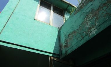 Casa para Remodelar con excelente ubicación, detrás de Plaza Coacalco