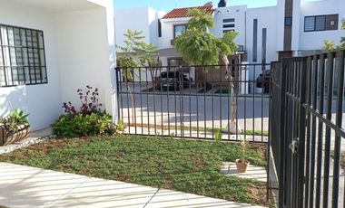 Casa en venta en Aguascalientes, zona de gran plusvalía, La Trinidad