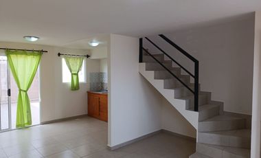 CASA EN VENTA SEMINUEVA, UBICADA EN FRACCIONAMIENTO SENDAS RESIDENCIAL, EL MARQUES.