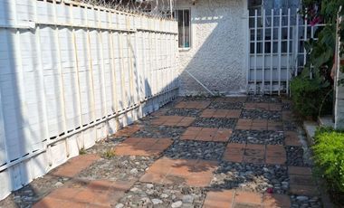 (CRS) CASA EN JARDINES DE CUERNAVACA $3,280,000