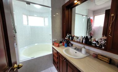 CARLU, rriendo apartamento en Chapinero alto, Bogota