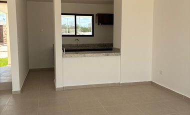 CASA EN VENTA CHOLUL CON PANELES SOLARES