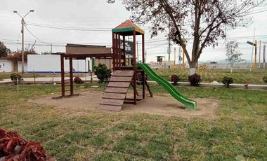 VENTA DE CASA SEMI CONSTRUIDA EN LA URB LA  TINGUIÑA CIUDAD DE ICA
