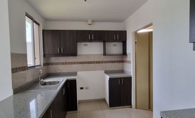 Vendo Moderno Departamento de 93 m² La Romareda Norte de Guayaquil Estrene