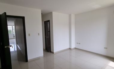 Vendo Moderno Departamento de 93 m² La Romareda Norte de Guayaquil Estrene