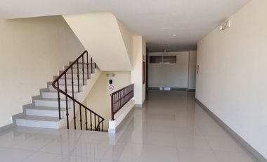 ¡Vendo Terranostra Torre Baró Vía a la Costa Exclusivo Departamento 3 Dormitorios!