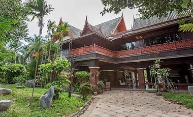 Rosewood River House