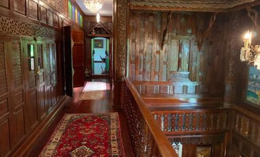 White Lotus River House