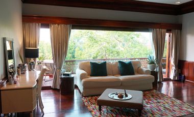 White Lotus River House