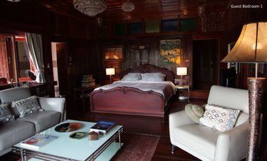 White Lotus River House
