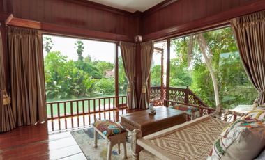 White Lotus River House