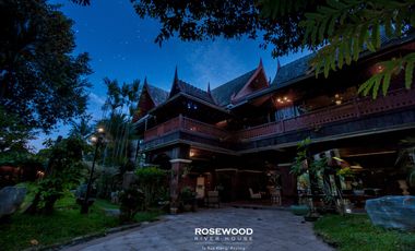 White Lotus River House