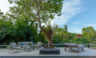 White Lotus River House
