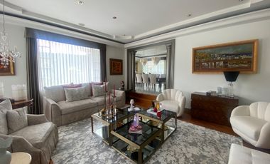 CASA DE LUJO DE UNA PLANTA EN URB PRIVADA CUMBAYA (PROX RUTA VIVA)