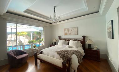 CASA DE LUJO DE UNA PLANTA EN URB PRIVADA CUMBAYA (PROX RUTA VIVA)