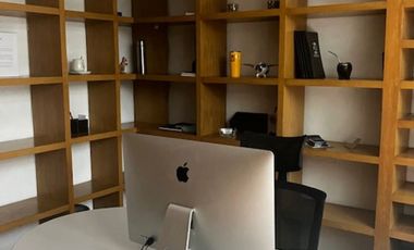 EDIFICIO DE OFICINAS DE TRES NIVELES,  CON EXCELENTE UBICACIÓN