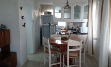 LINDO DEPARTAMENTO AMOBLADO AÑO CORRIDO