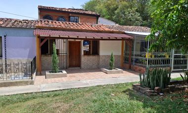 VENTA DE CASA VILLA CAROLINA CARTAGO VALLE