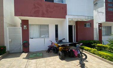 URBANIZACION SAN ANTONIO VENDO PRECIOSA VILLA FULL ACABADOS DOS PLANTAS, TRES DORMITORIOS, OPORTUNIDAD