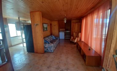 AMPLIA CASA ESQUINA DE UN PISO EN CONDOMINIO CERRADO , CENTRO DE ALGARROBO
