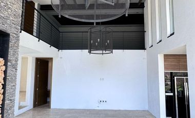 CASA EN VENTA EN LAS CAÑADAS