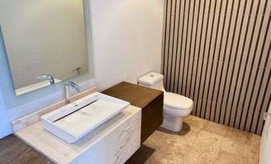 CASA EN VENTA EN LAS CAÑADAS