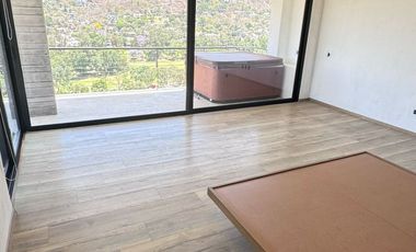 CASA EN VENTA EN LAS CAÑADAS