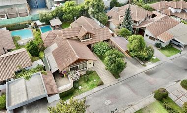 LOS ANDES - VENDE CASA 4D 3B PISCINA - COND. EL ENCANTO