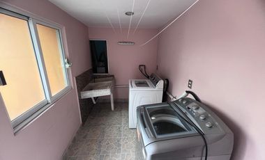 BONITA CASA EN VENTA CON UN ESPACIO INDEPENDIENTE