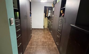BONITA CASA EN VENTA CON UN ESPACIO INDEPENDIENTE