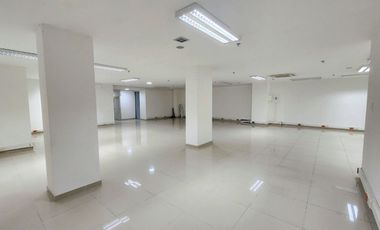 OFICINA EN VENTA   EN VENTA SECTOR CENTRO COMERCIAL Y  EMPREARIAL