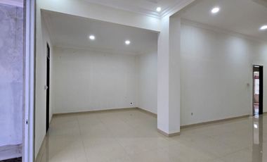 Rumah baru design classic  modern di duren sawit jakarta timur