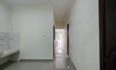 Rumah baru design classic  modern di duren sawit jakarta timur