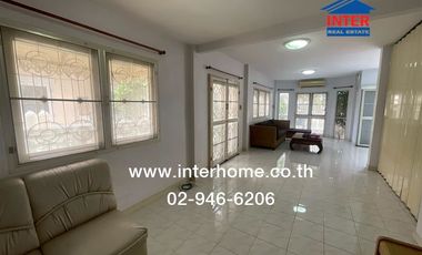 2-storey twin house, 37 sq m., Baan Fah Piyarom Village, Soi 8, Lotus Soi (Lam Luk Ka Khlong 6), Lam Luk Ka Road, Lam Luk Ka, Pathum Thani