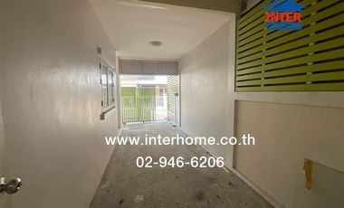 2-storey twin house, 37 sq m., Baan Fah Piyarom Village, Soi 8, Lotus Soi (Lam Luk Ka Khlong 6), Lam Luk Ka Road, Lam Luk Ka, Pathum Thani