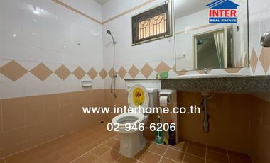 2-storey twin house, 37 sq m., Baan Fah Piyarom Village, Soi 8, Lotus Soi (Lam Luk Ka Khlong 6), Lam Luk Ka Road, Lam Luk Ka, Pathum Thani